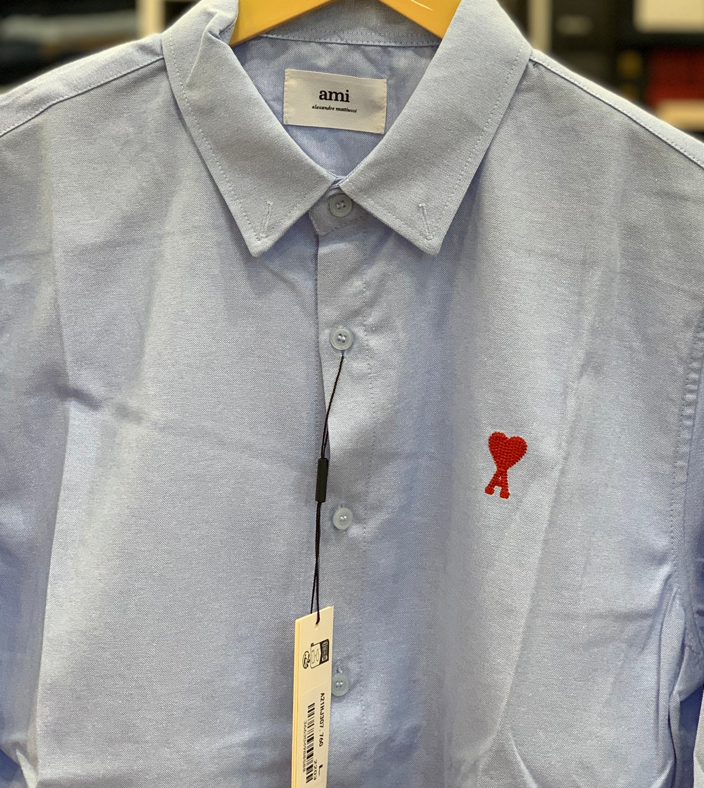 AM I SKY SHIRT WITH RED LOGO