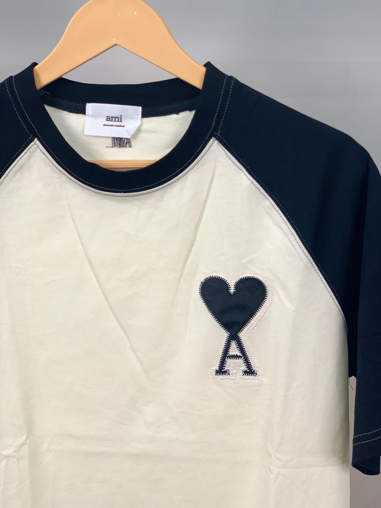 AM_I OFF WHITE BLACK TSHIRT