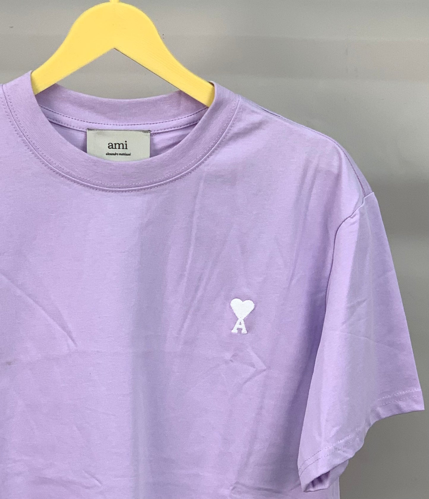 AM_I LAVENDER TSHIRT
