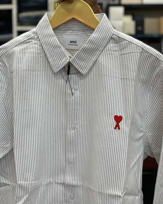 AM I LINING SHIRT WITH RED LOGO