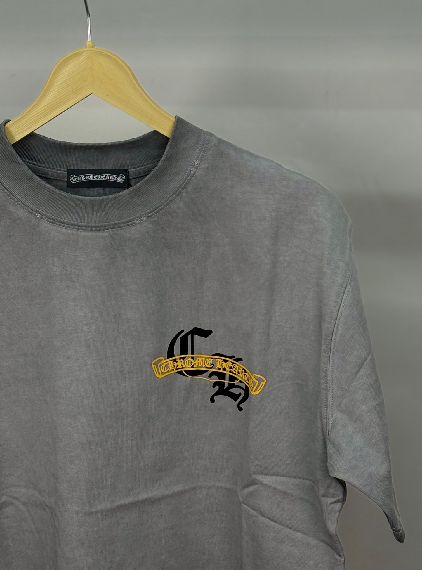 CHROME_HEARTS  GREY TSHIRT
