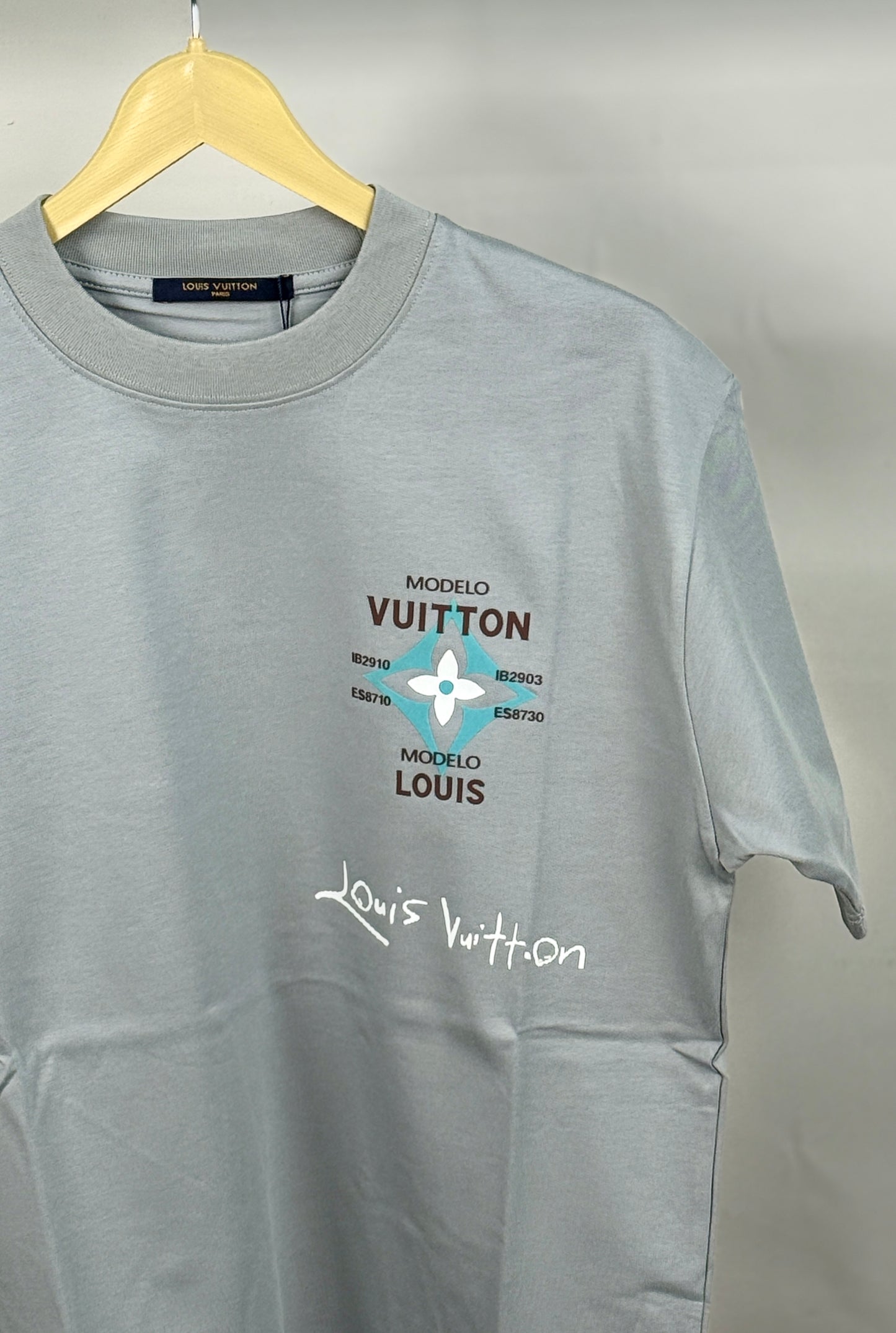 LOUIS_VUITTO_N GREY TSHIRT