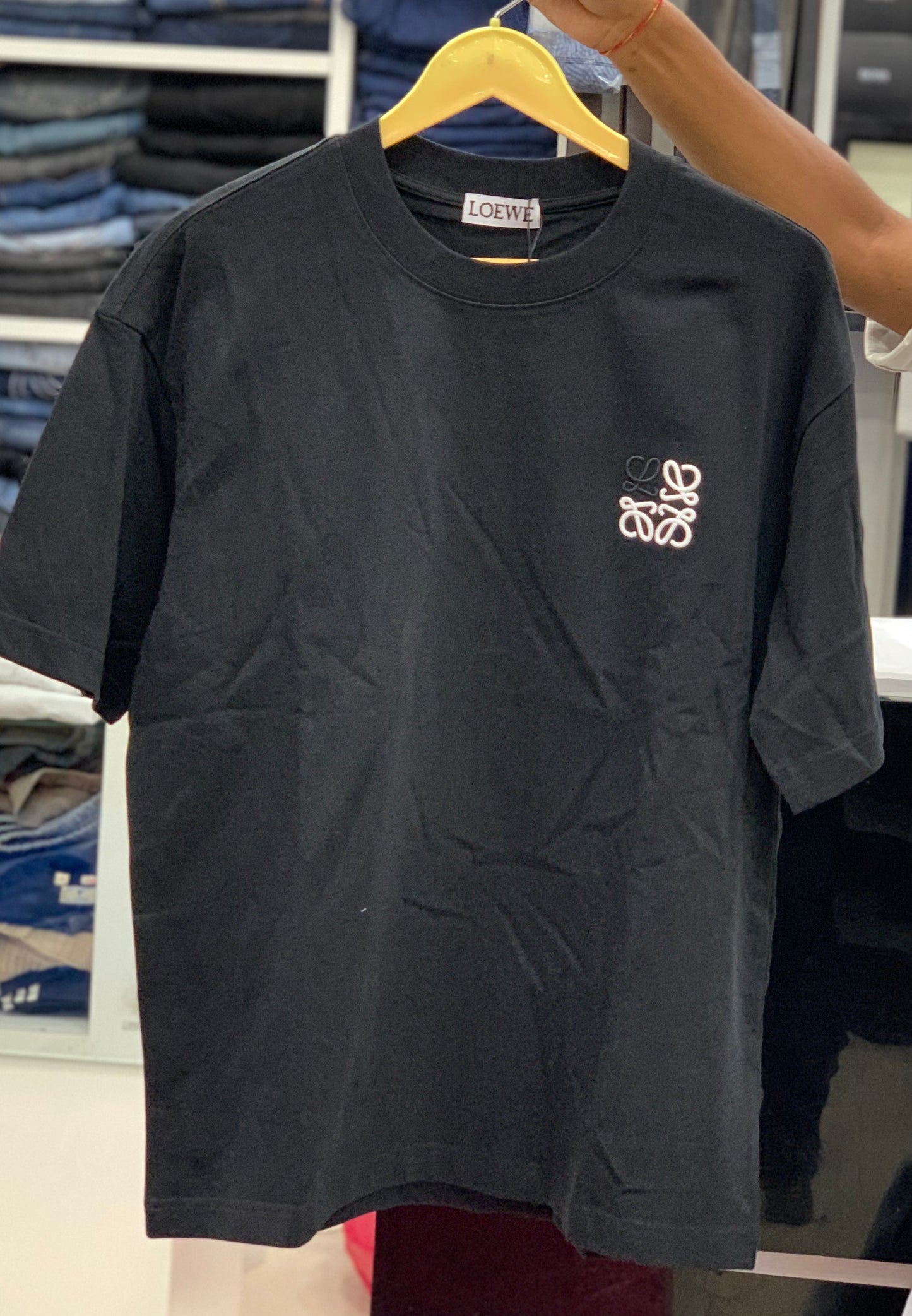 LOEW_E BLACK TSHIRT WITH EMBROIDERED