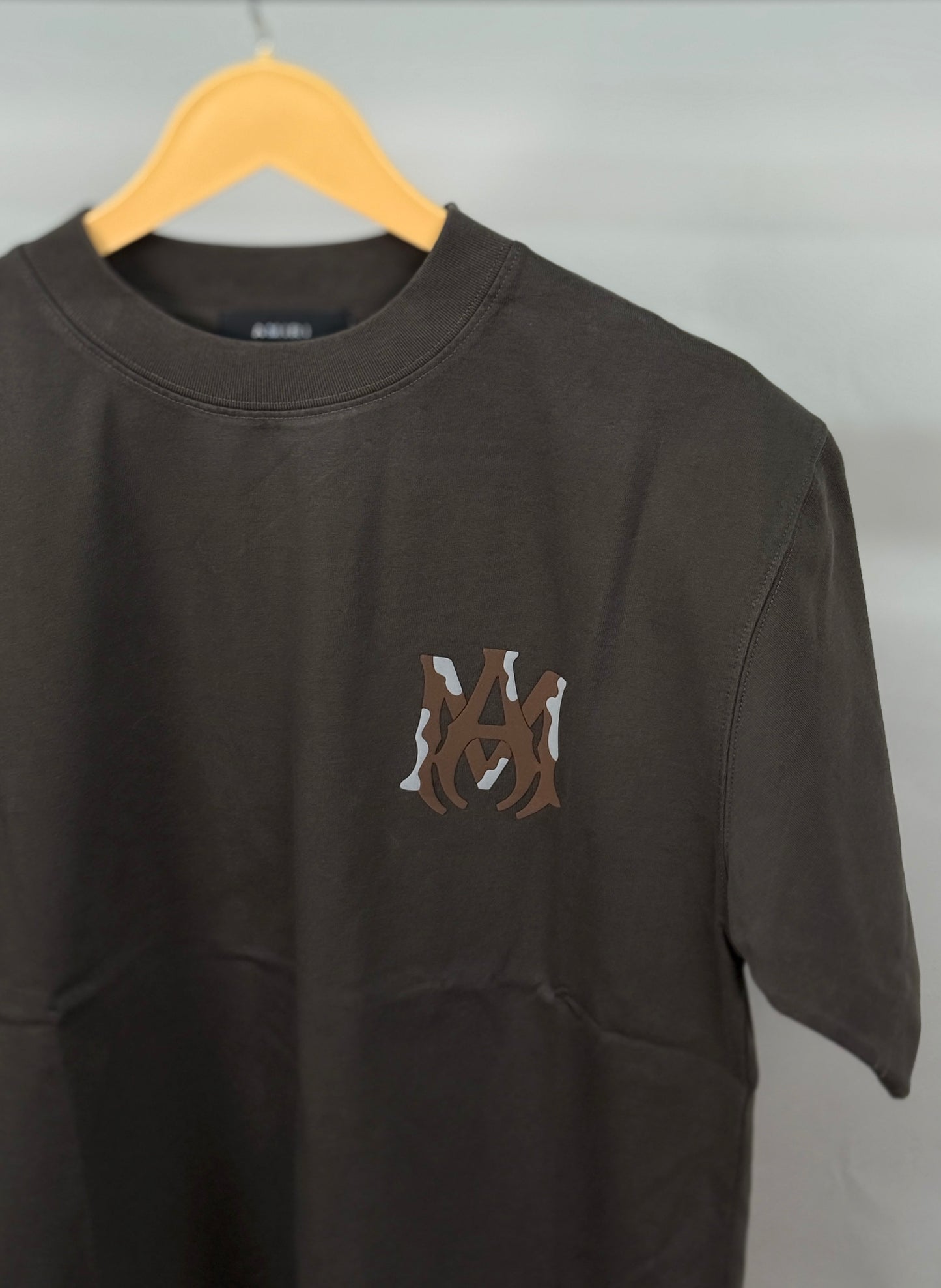 AMIR_I BROWN TSHIRT