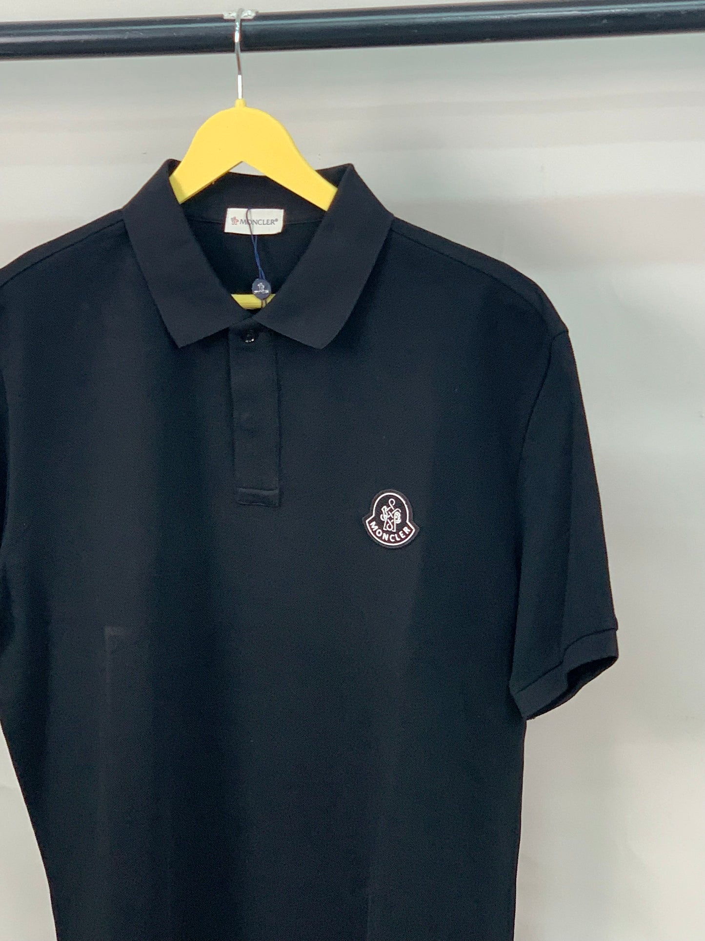 MONCLE_R POLO BLACK TSHIRT