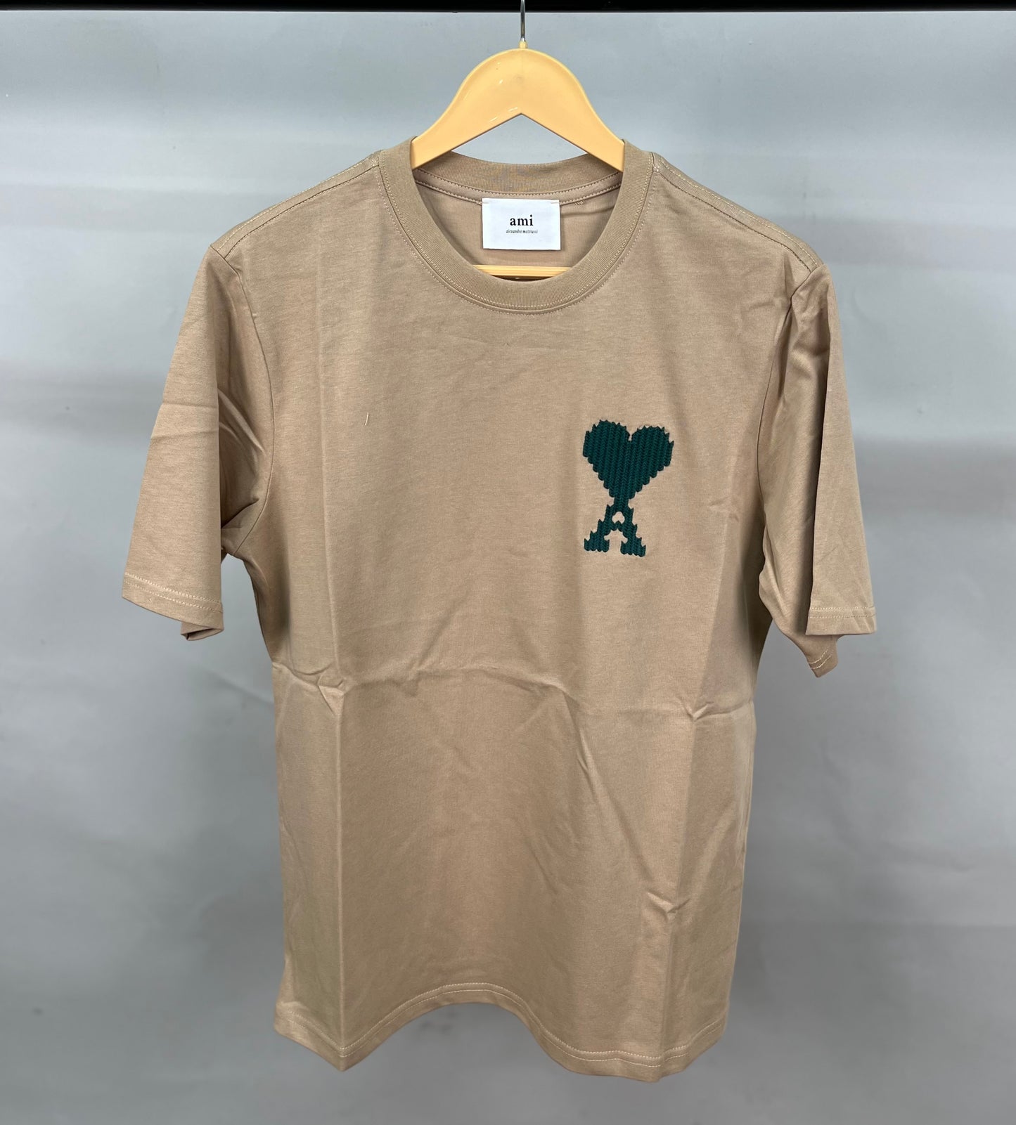 AM_I BEIGE
