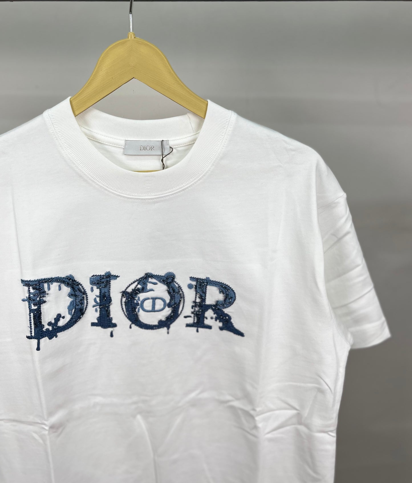 DIO_R WHITE TSHIRT