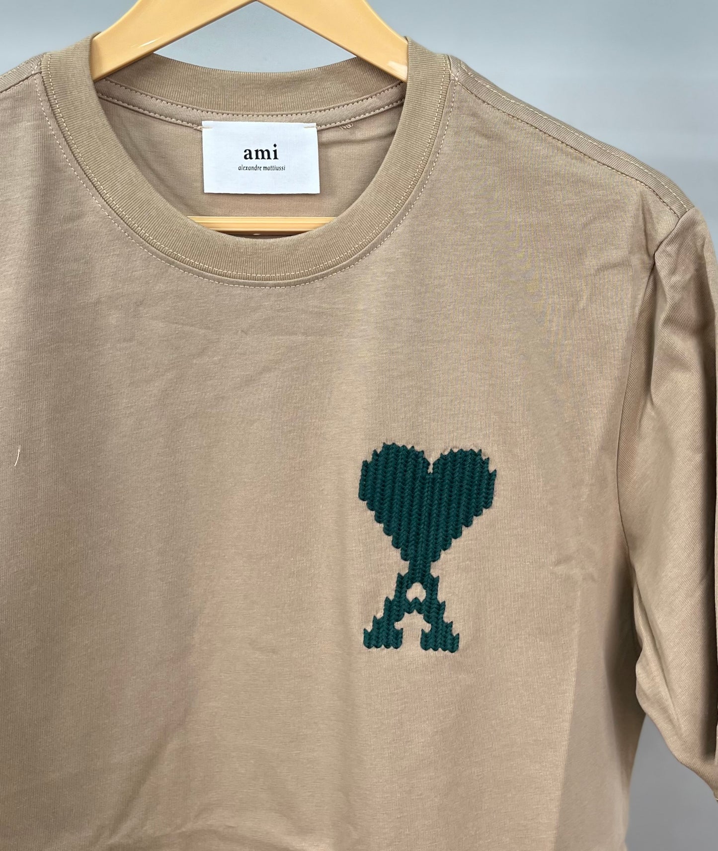 AM_I BEIGE