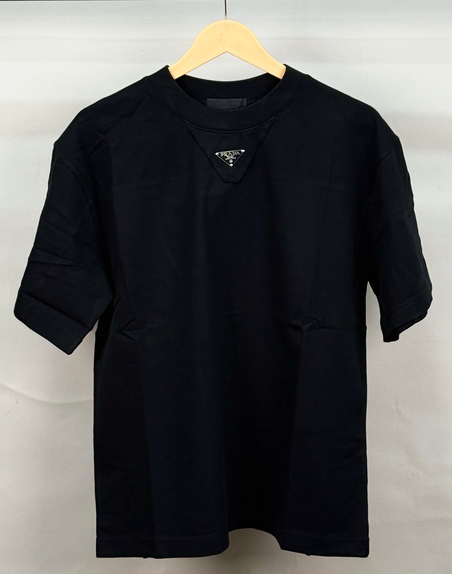 PRAD_A BLACK TSHIRT