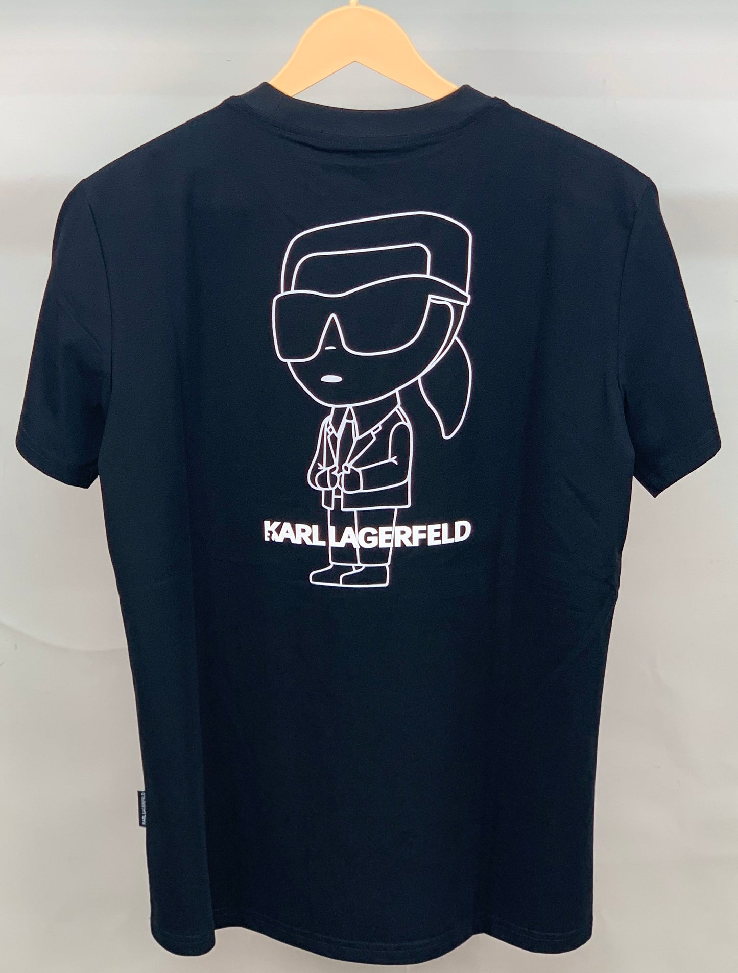 KAR_L LAGERFELD BLACK TSHIRT
