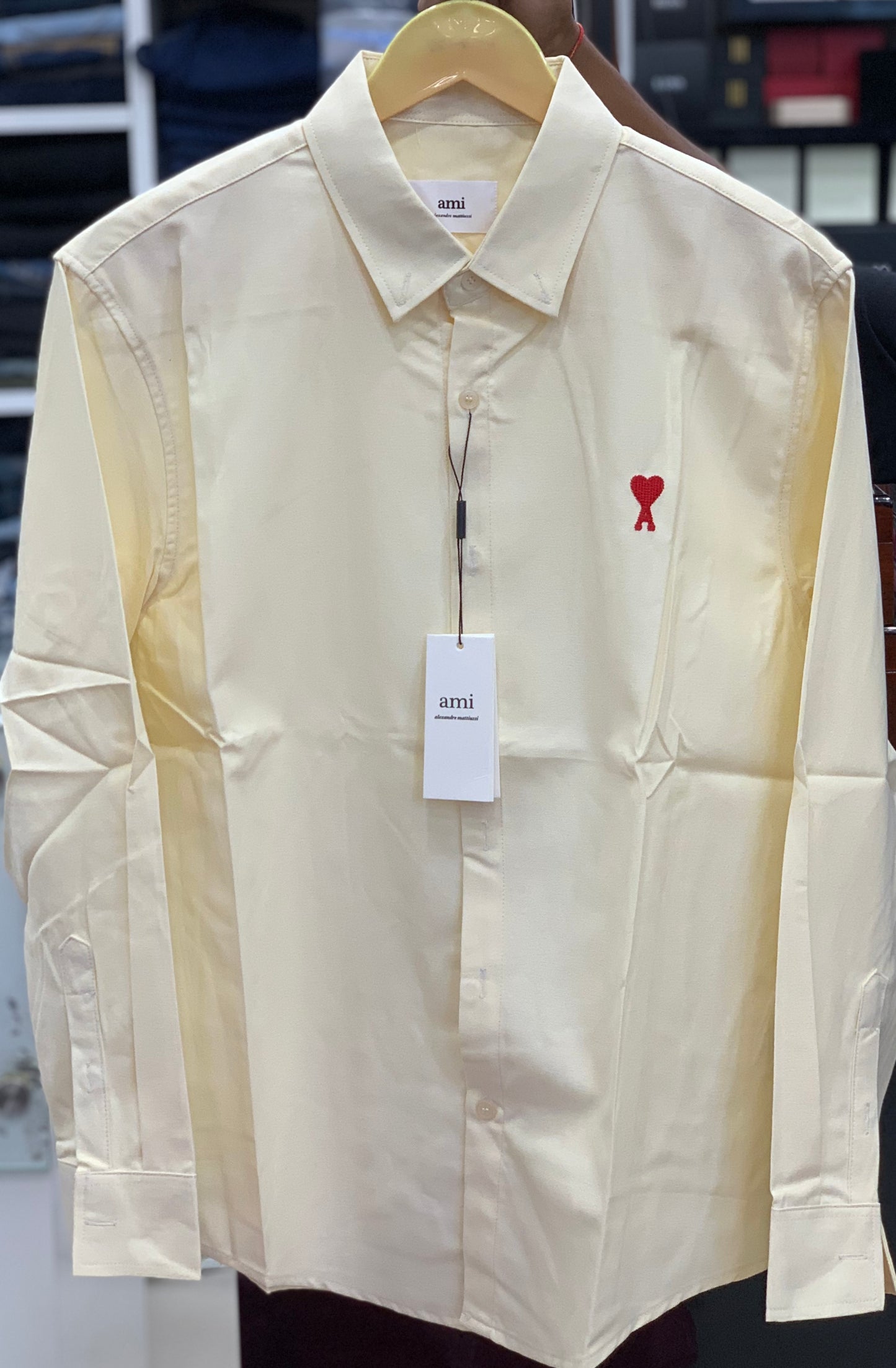 AM I LEMON SHIRT WITH RED LOGO