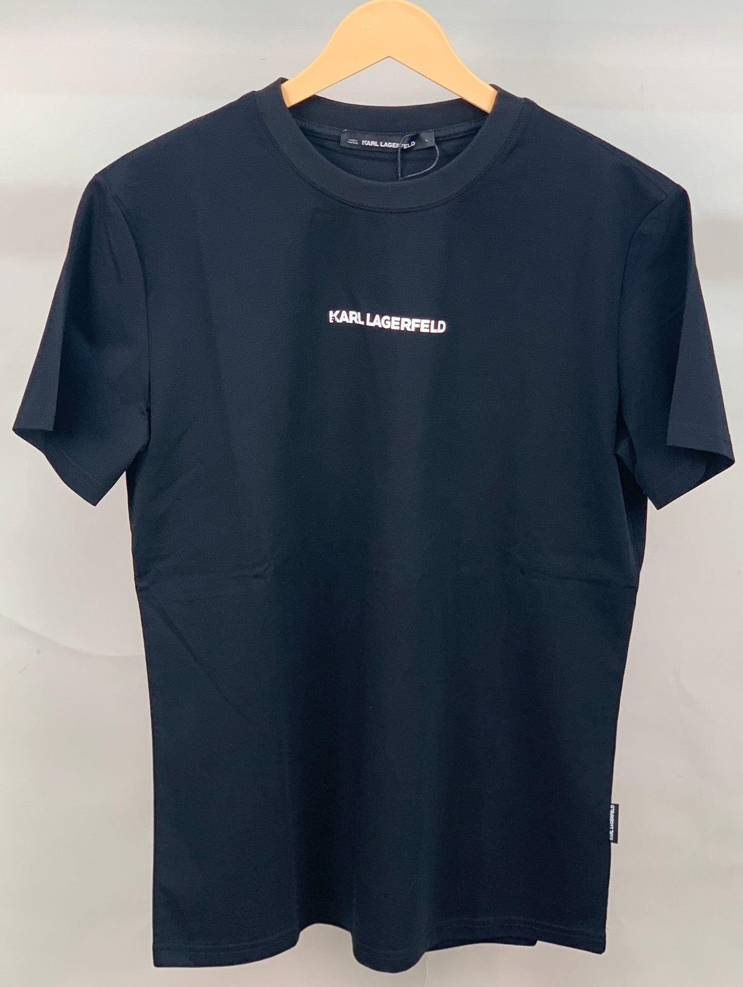 KAR_L LAGERFELD BLACK TSHIRT