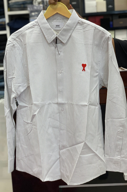 AM I LINING SHIRT WITH RED LOGO