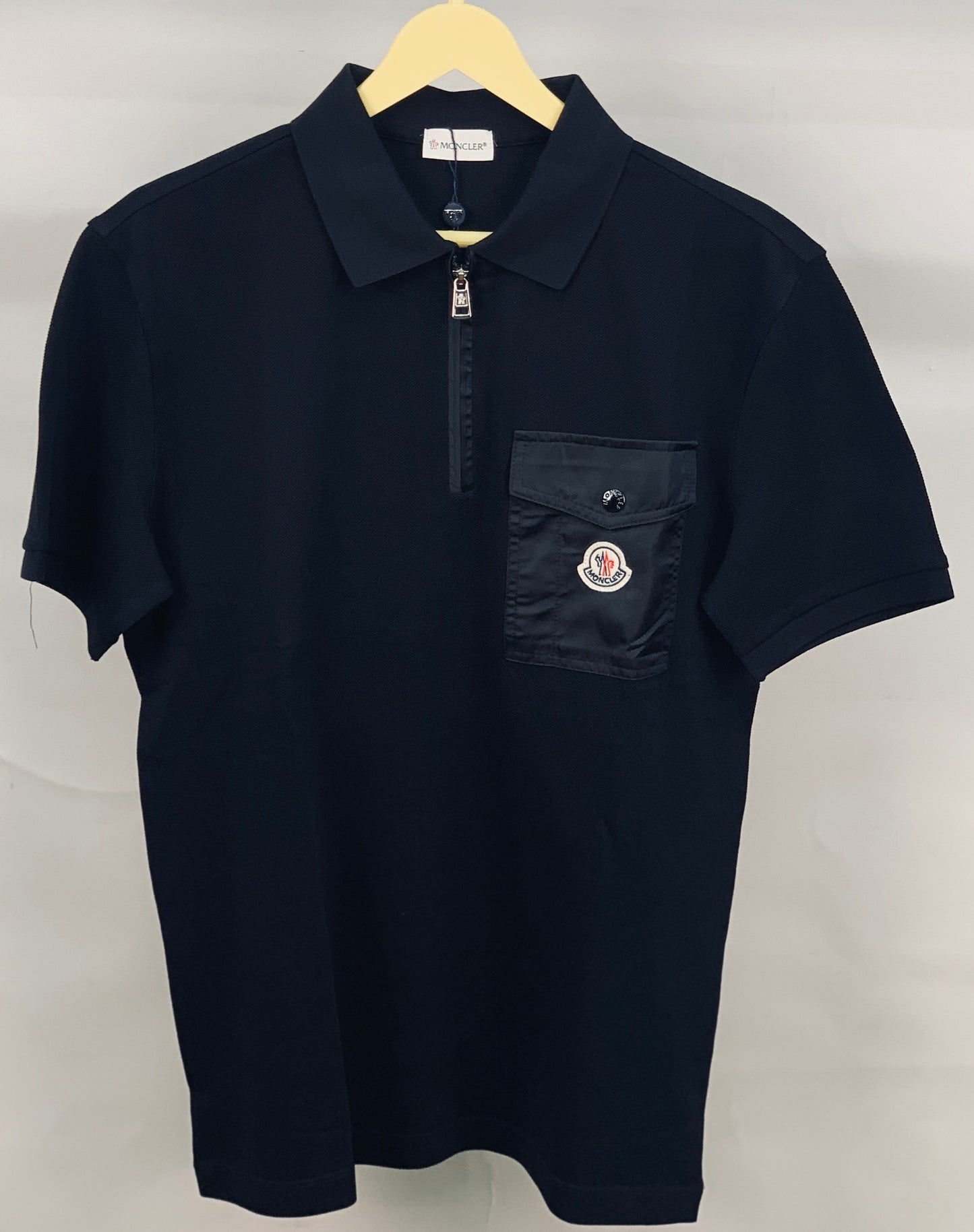MONCLE_R POLO BLACK TSHIRT