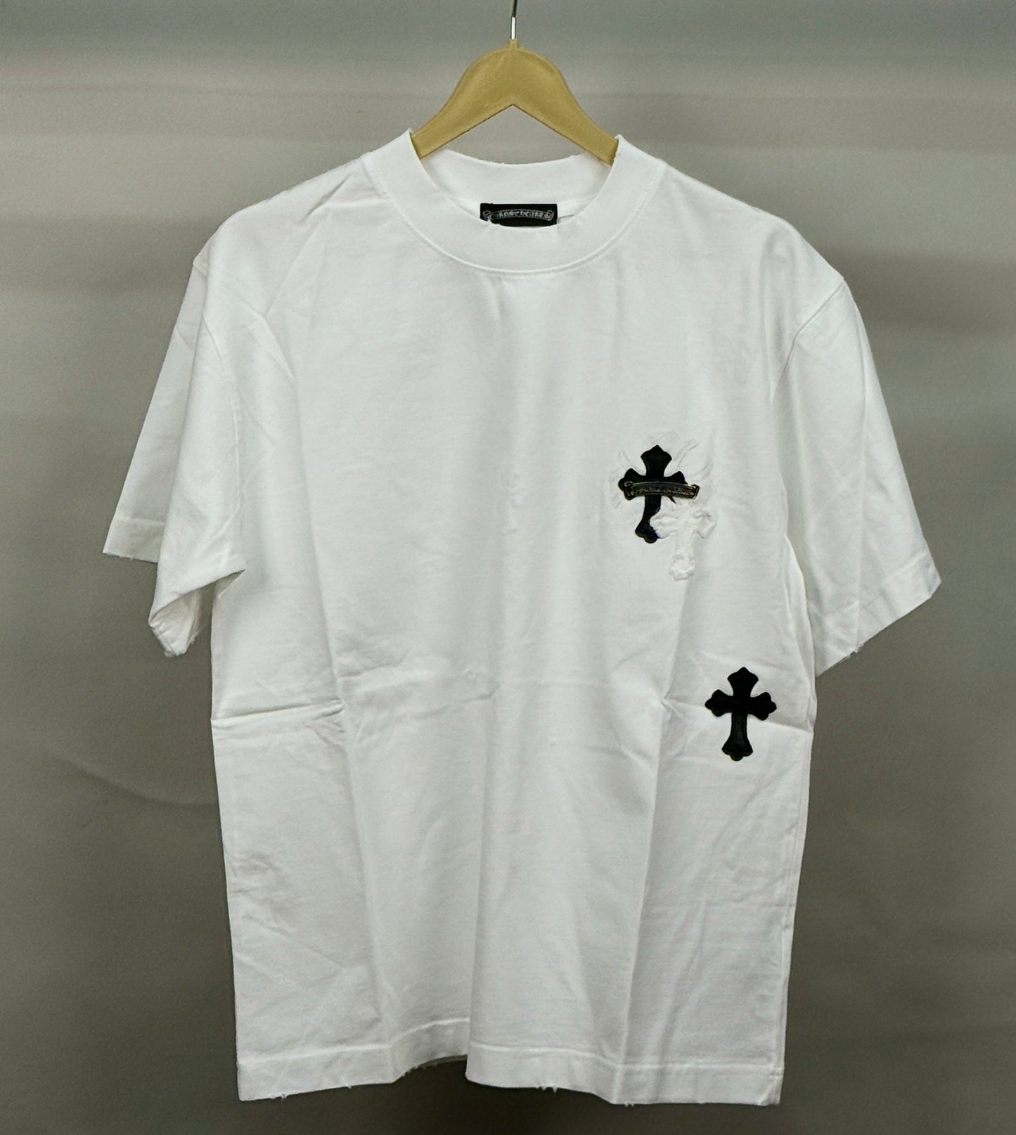 CHROME_HEARTS  STUD WHITE TSHIRT
