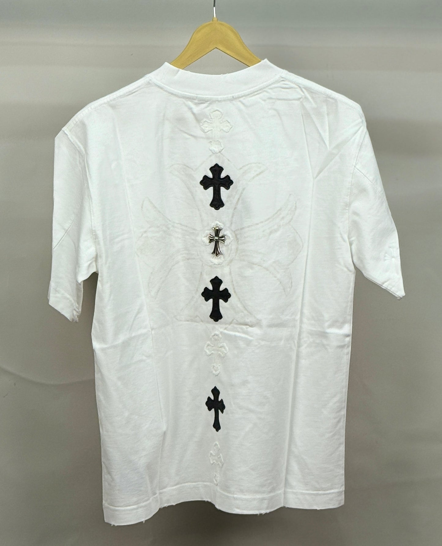 CHROME_HEARTS  STUD WHITE TSHIRT