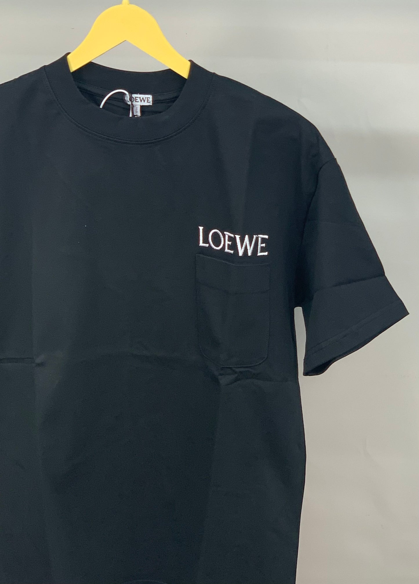 LOEW_E BLACK TSHIRT
