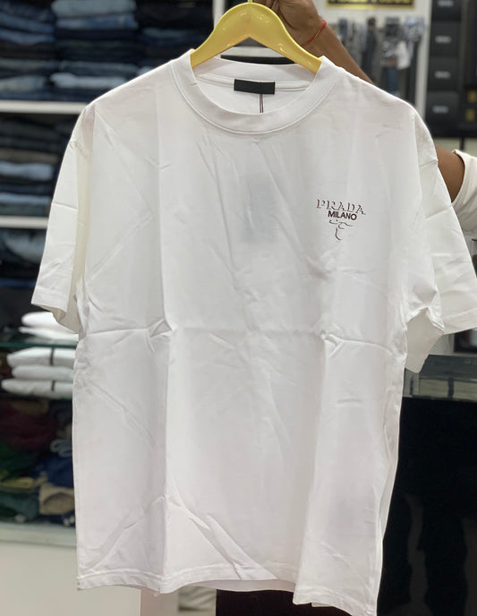 PRAD_A WHITE TSHIRT