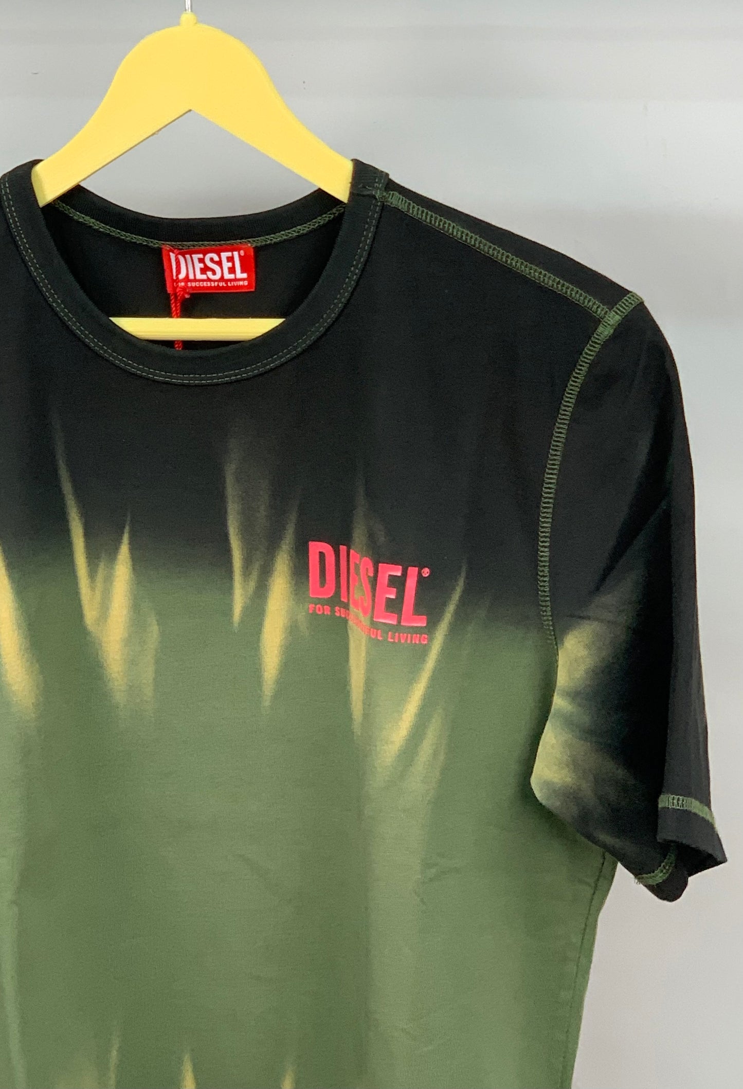 DIESE_L BLACK GREEN TSHIRT