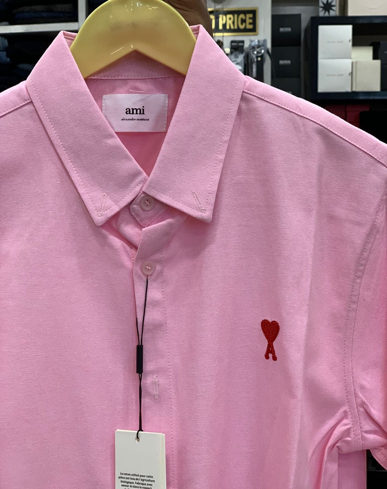 AM IPINK SHIRT WITH RED LOGO